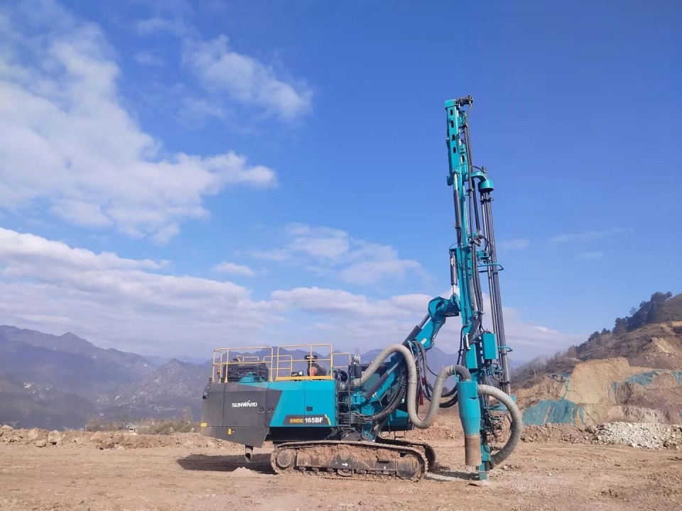 創(chuàng)新引領，實力見證 山河智能明星產品榮登“2025工程機械TOP10年度榜”礦石加工領域